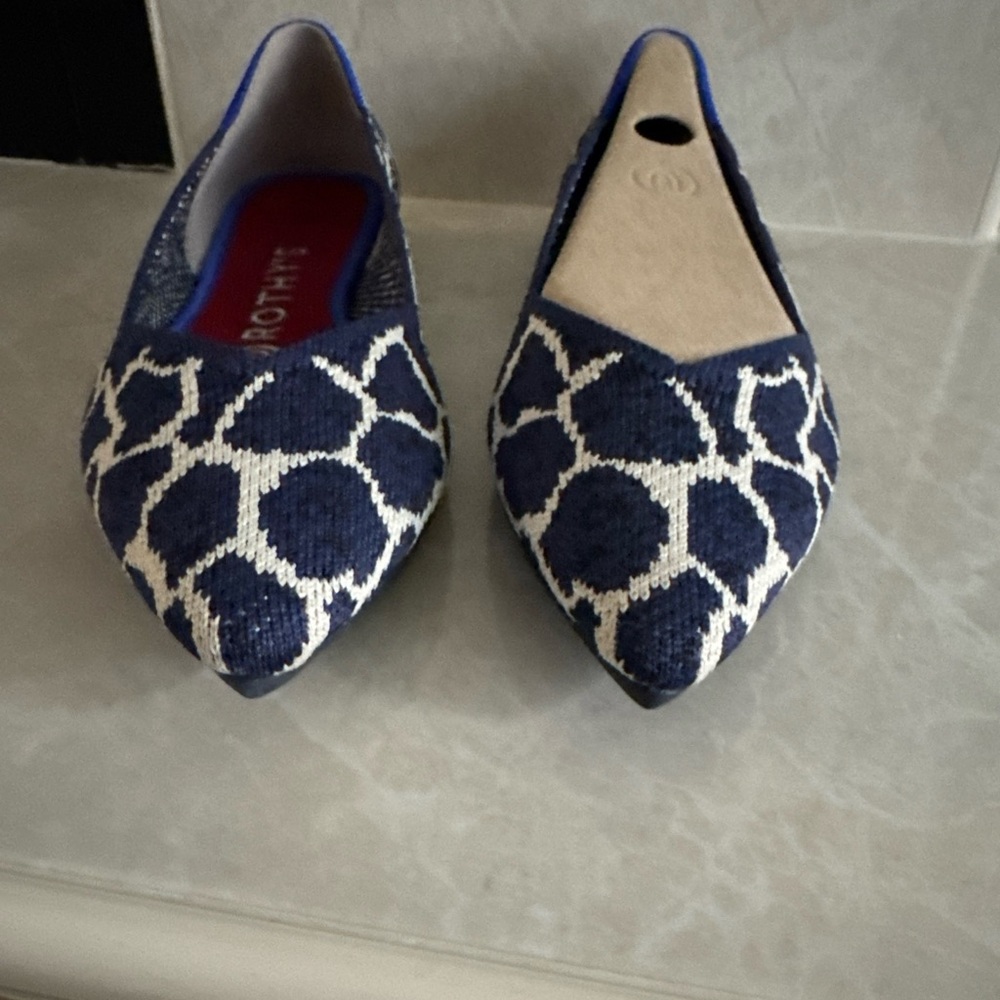 Rothy’s Indigo Giraffe Points Limited Edition Women’s Size 6.5 - Picture 2 of 6